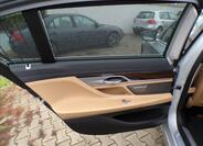 BMW Řada 7 23