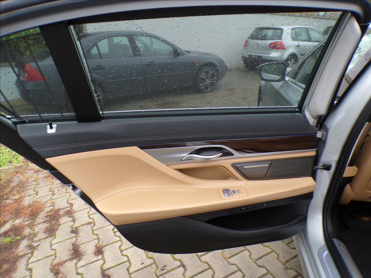 BMW Řada 7