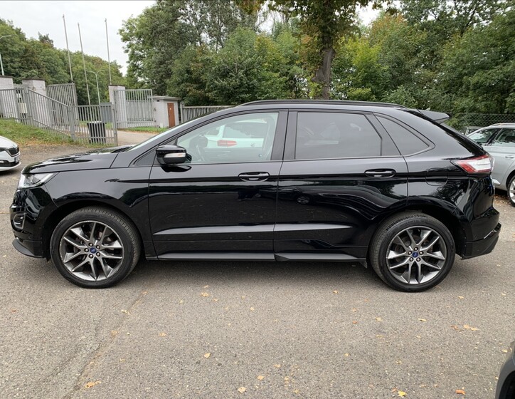 Ford Edge 5