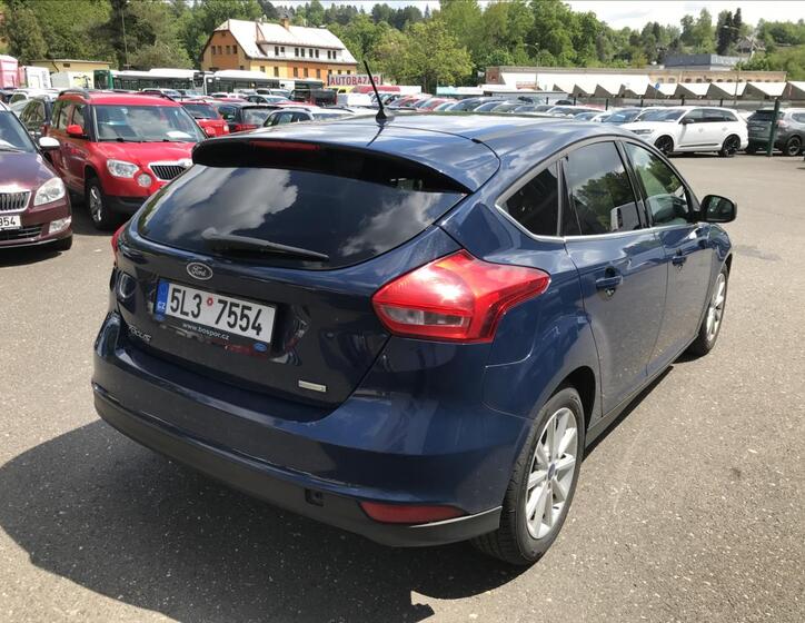 Ford Focus 6