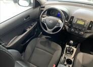 Hyundai i30 17