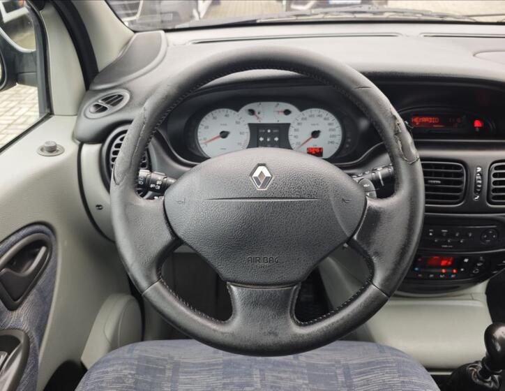 Renault Scénic 17