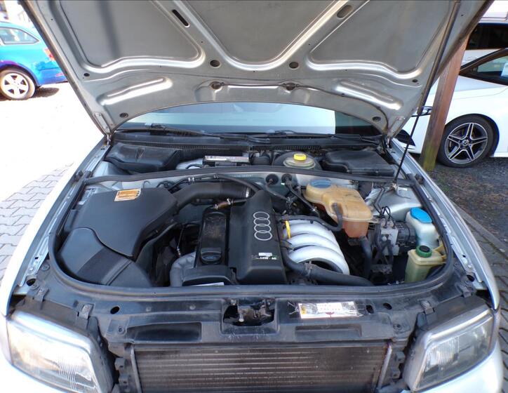 Audi A4 16