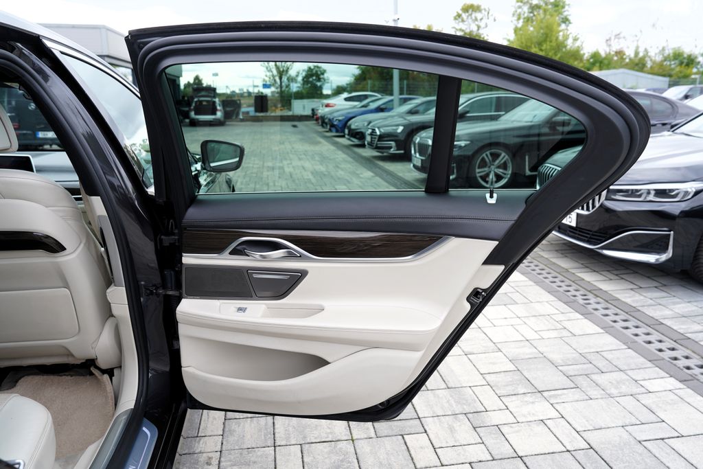 BMW Řada 7