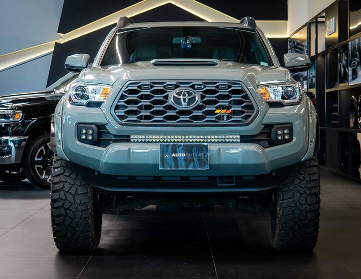 Toyota Tacoma 8