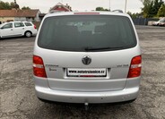 Volkswagen Touran 4