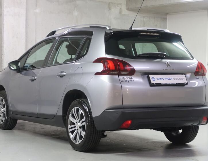 Peugeot 2008 7