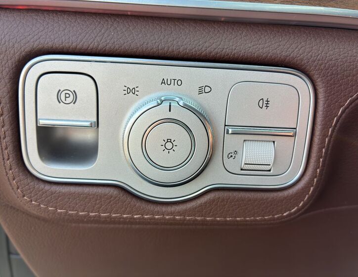 Mercedes-Benz GLE 21