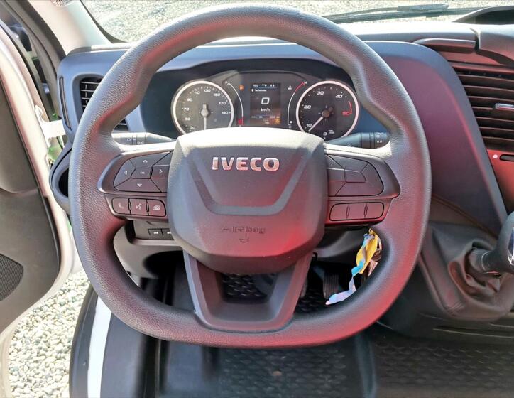 Ford Transit 14