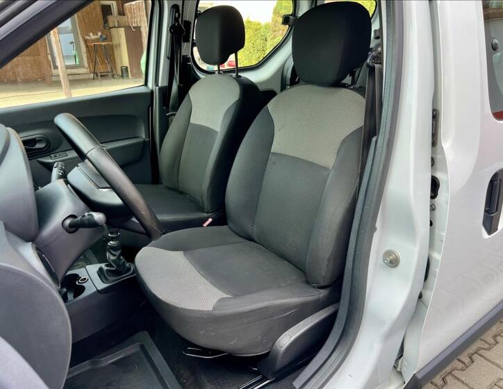 Dacia Dokker 9