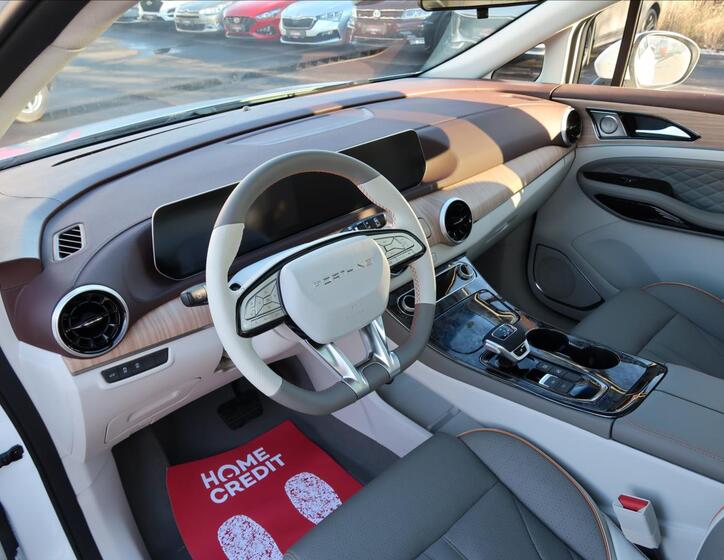 Dongfeng U-Tour 9