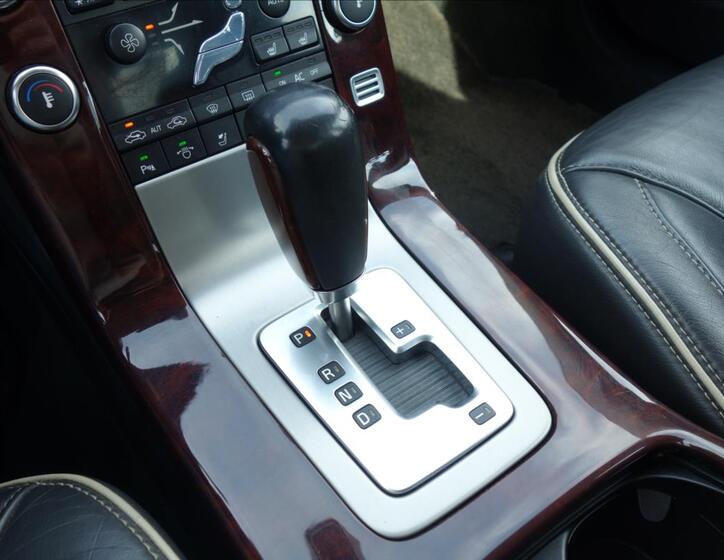 Volvo S80 29