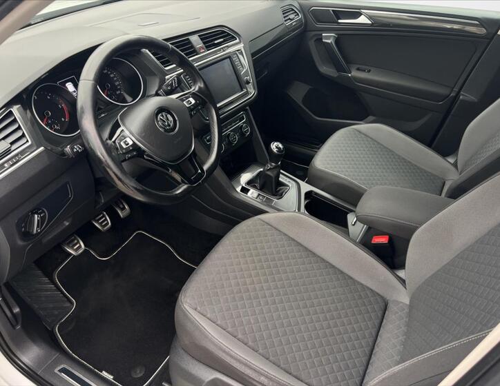 Volkswagen Tiguan 13