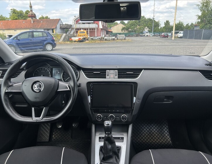 Škoda Octavia 15