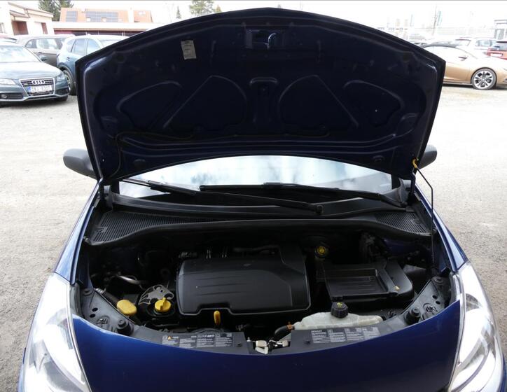 Renault Clio 30