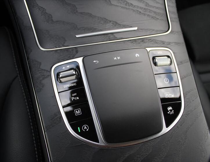 Mercedes-Benz GLC 26