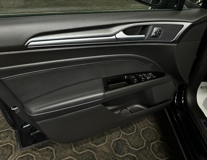 Ford Mondeo 14