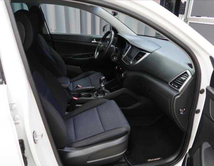 Hyundai Tucson 11