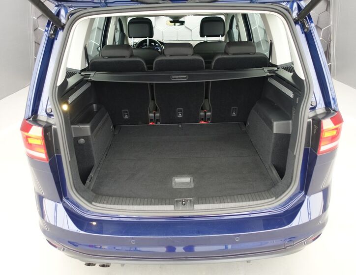 Volkswagen Touran 27