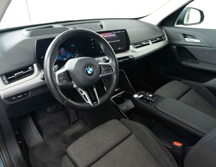 BMW X1 11