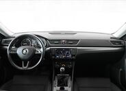 Škoda Superb 11