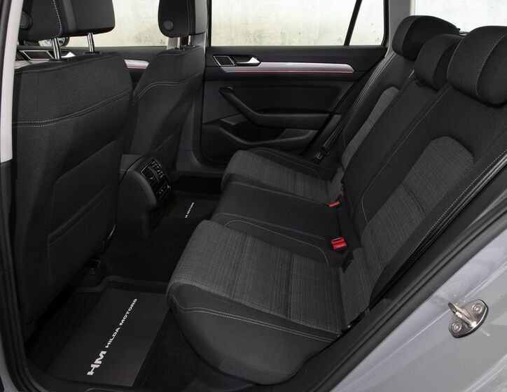 Volkswagen Passat 10
