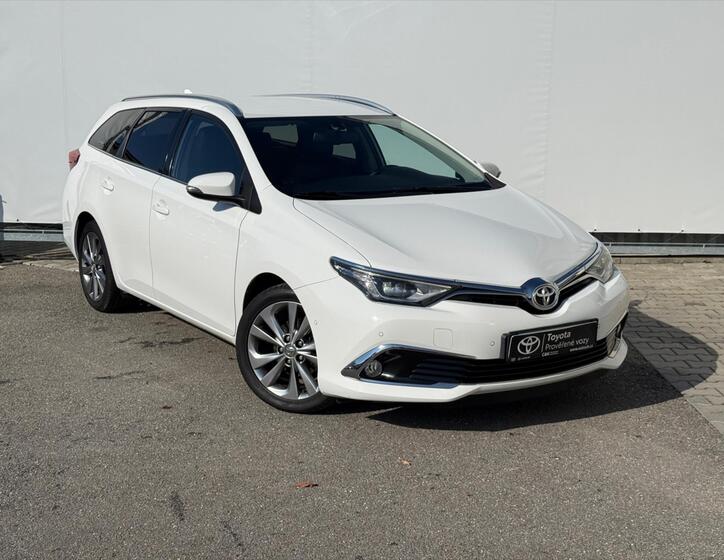 Toyota Auris 3