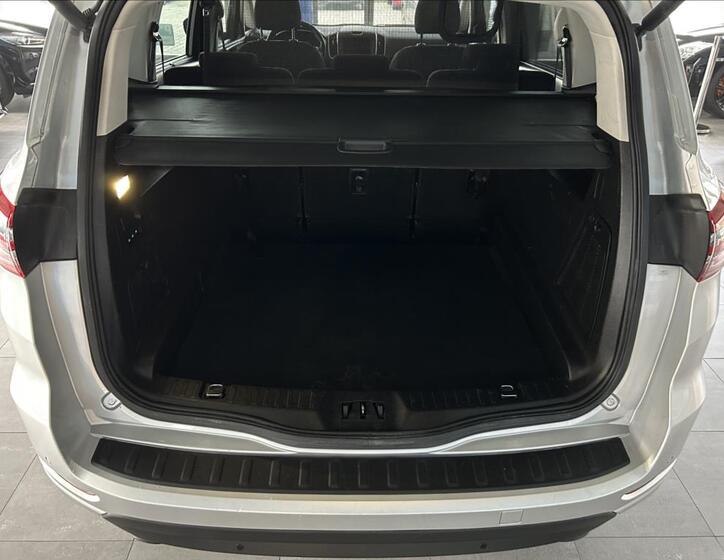 Ford S-MAX 27