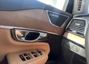Volvo XC90 16