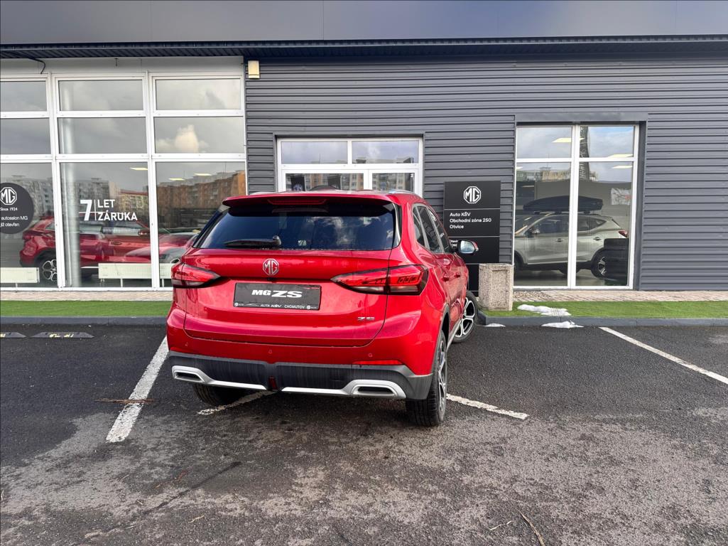 MG ZS