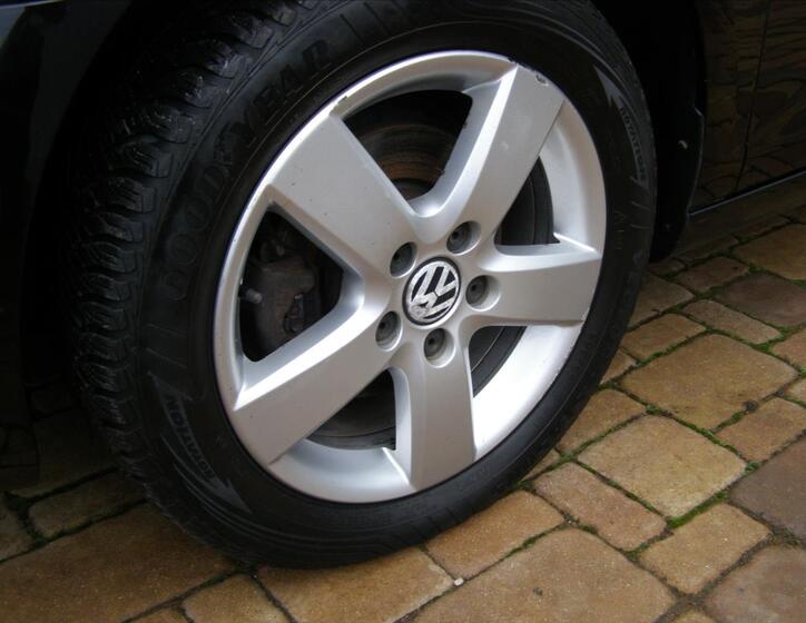 Volkswagen Golf 10