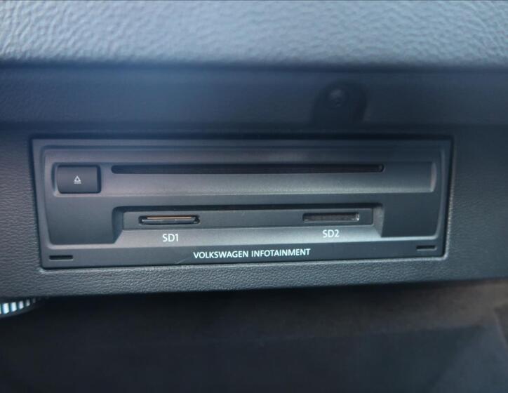 Volkswagen Passat 16