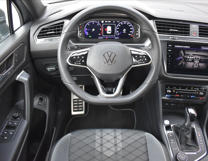 Volkswagen Tiguan Allspace 16