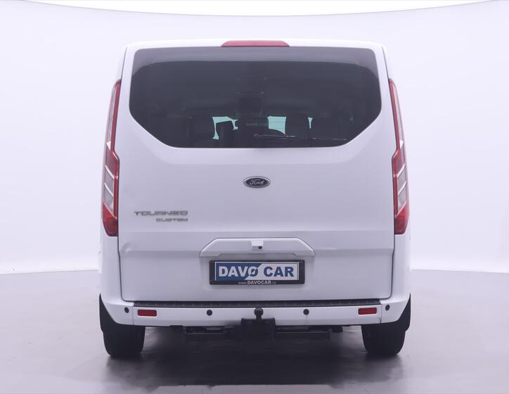 Ford Tourneo Custom 6