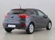 KIA Rio 5