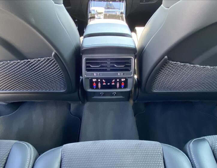 Audi Q7 16
