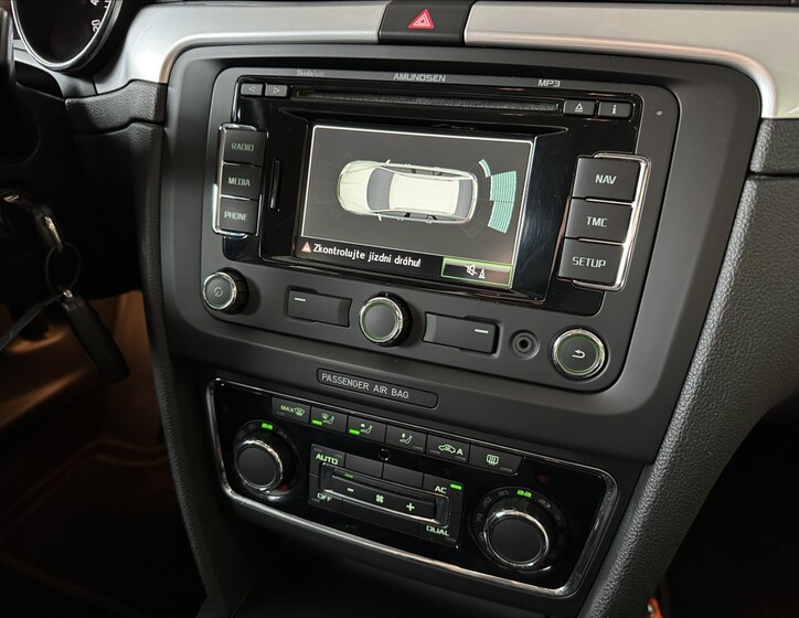 Škoda Superb 12