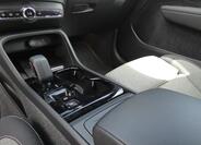 Volvo XC40 6