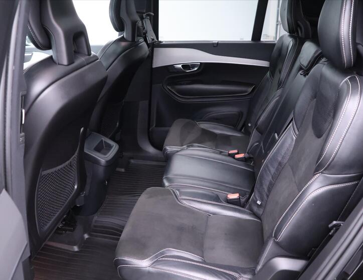 Volvo XC90 18