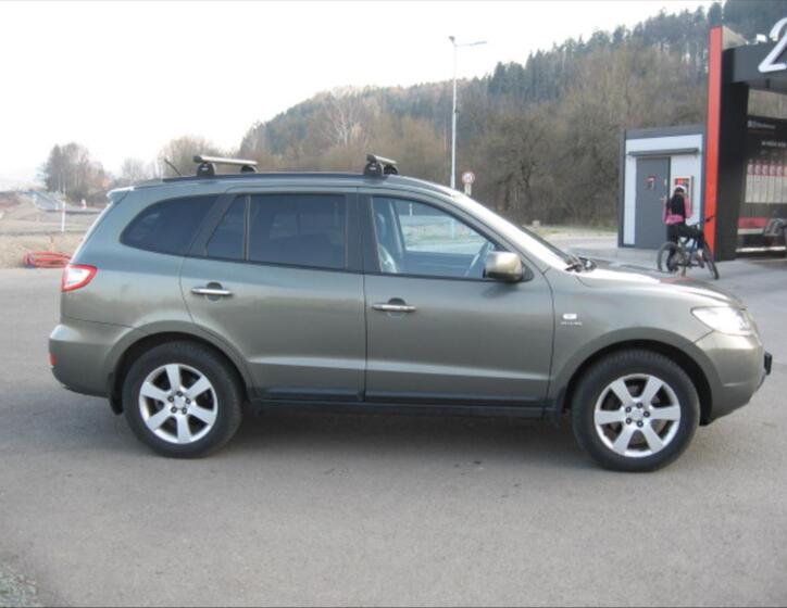 Hyundai Santa Fe 4