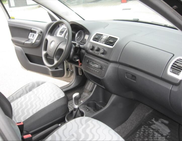 Škoda Fabia 12