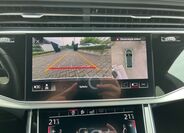 Audi SQ8 25