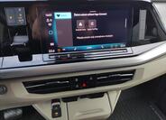 Volkswagen Multivan 14