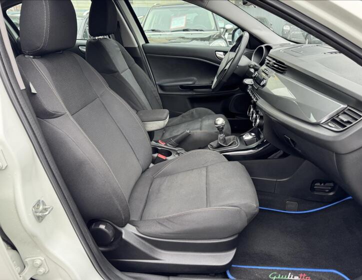 Alfa Romeo Giulietta 25