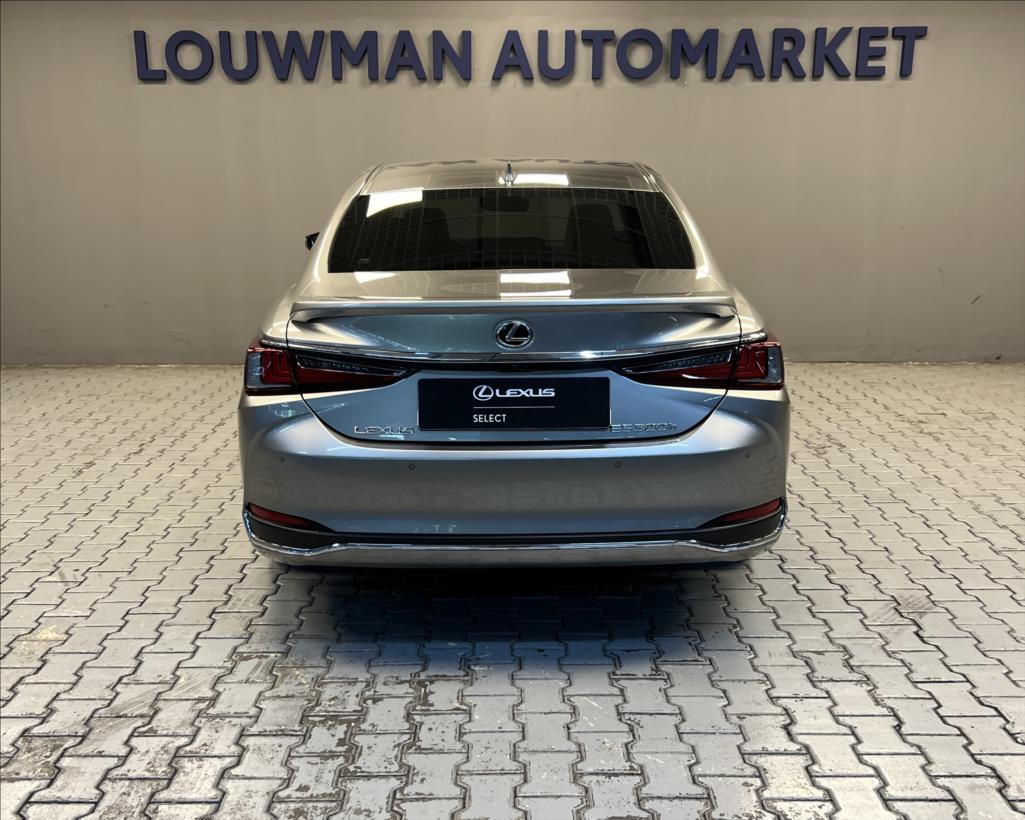 Lexus ES 300h
