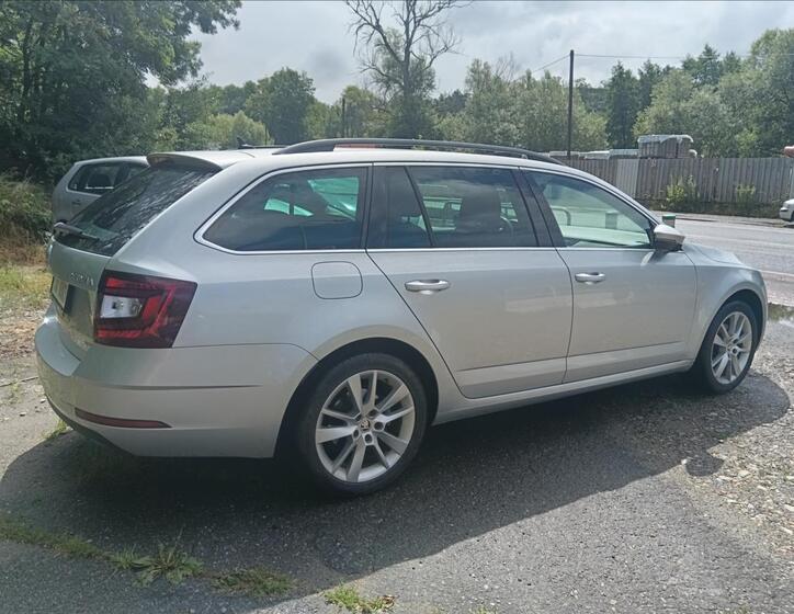 Škoda Octavia 14