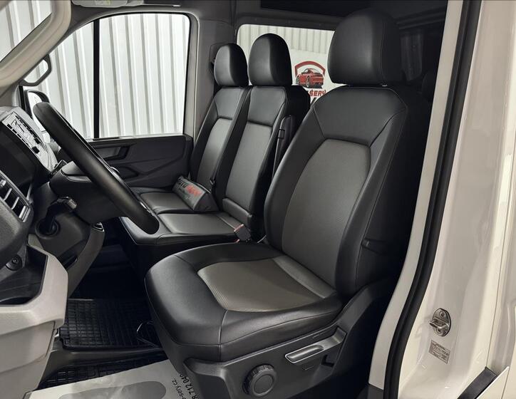 Volkswagen Crafter 28
