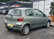 Toyota Yaris 6