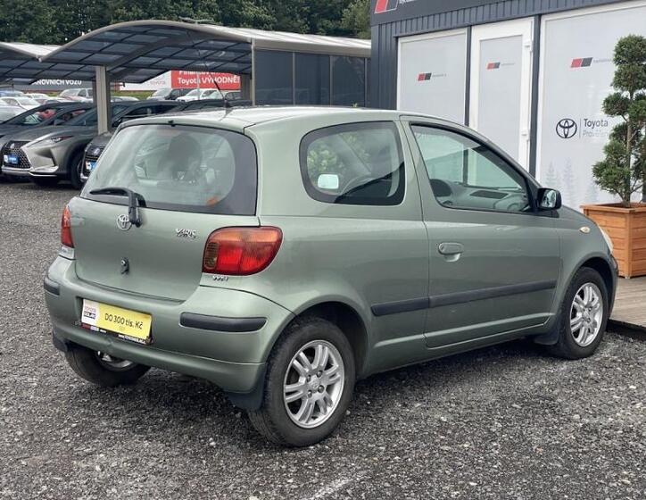 Toyota Yaris 6