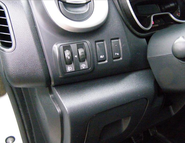 Opel Vivaro 13